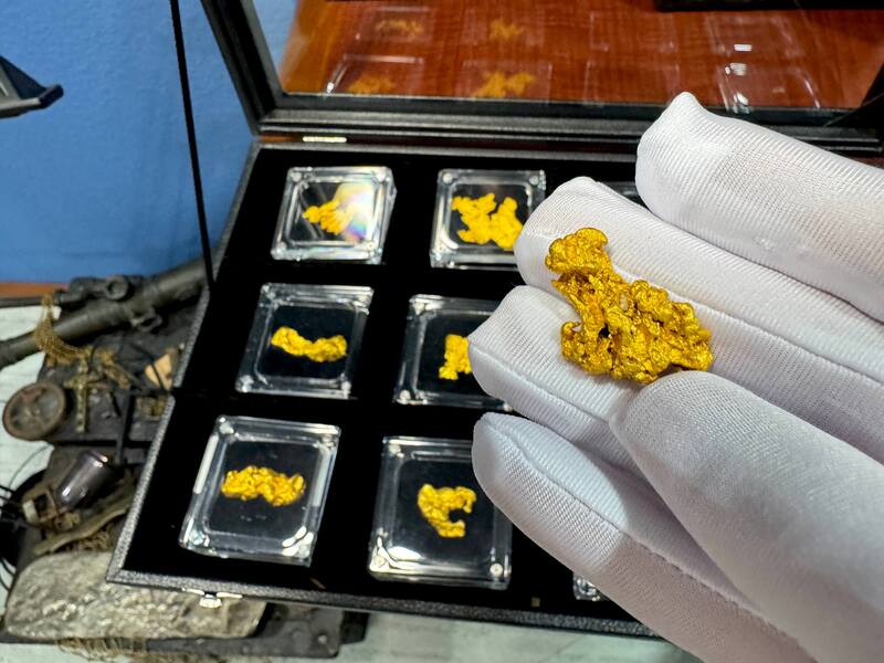 Australian Gold Nugget 14 grams 11