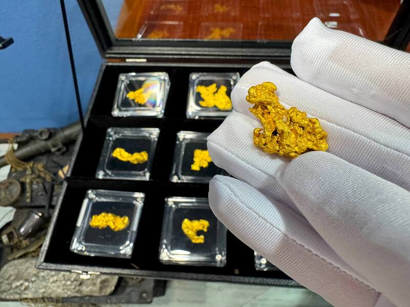 Australian Gold Nugget 14 grams 12