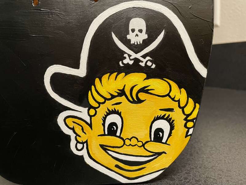 Treasure Paintings by JR Bissell: Golden Skeleton Hand 19