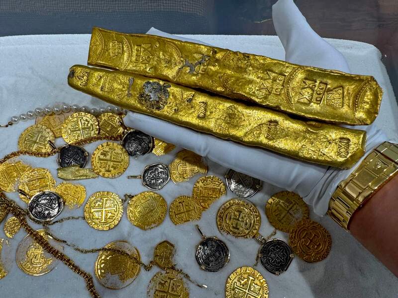 Gold Bar "Atocha 1622 Shipwreck" 25.5 Ounces Sargosa Mont 55