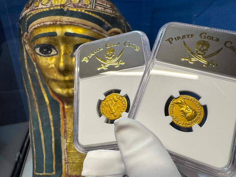 Roman Empire "Caligula" 37-41AD NGC VF 5x2 28