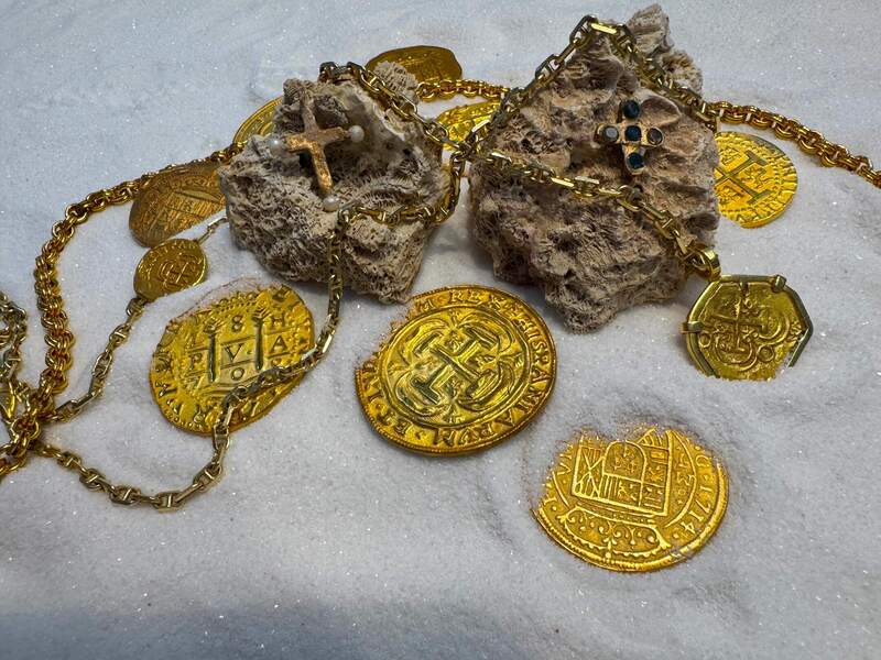 Pearl Cross from Unidentified Shipwreck 18th Cent. 45