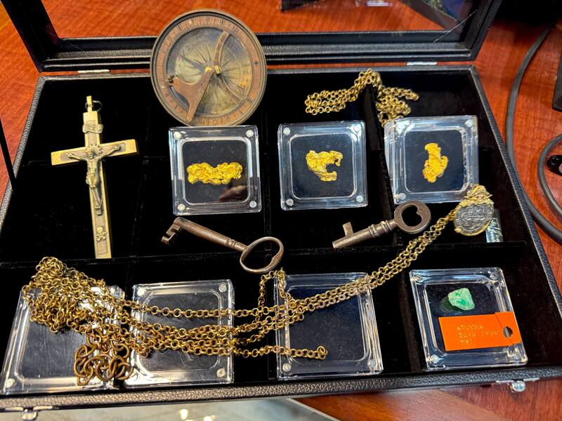 Australian Gold Nugget "Barbell" 26.1 grams 10