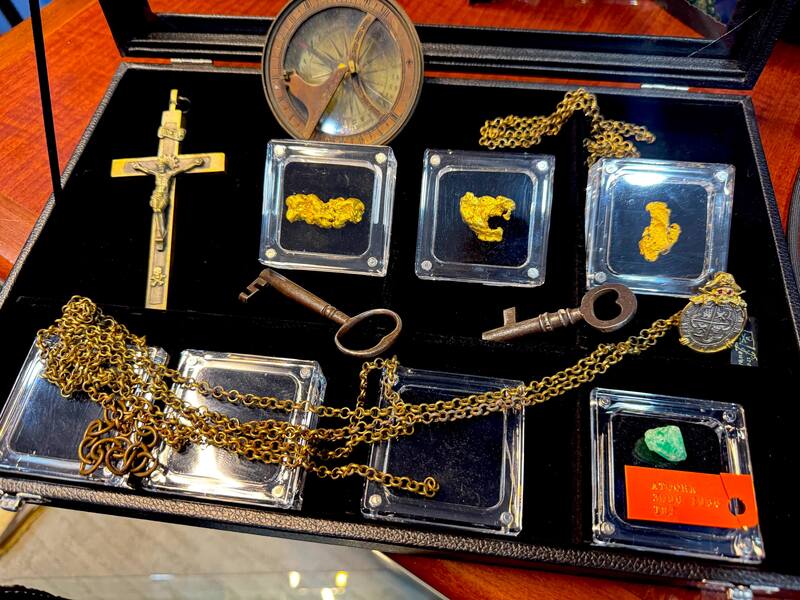 Australian Gold Nugget "Barbell" 26.1 grams 38