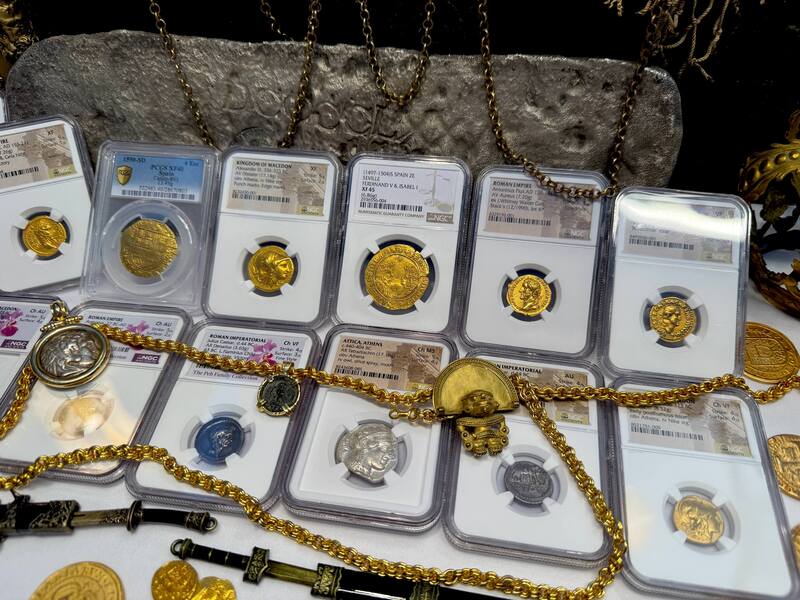 Roman Empire "Galba - Boscoreale Toning" NGC VF 5x2 56