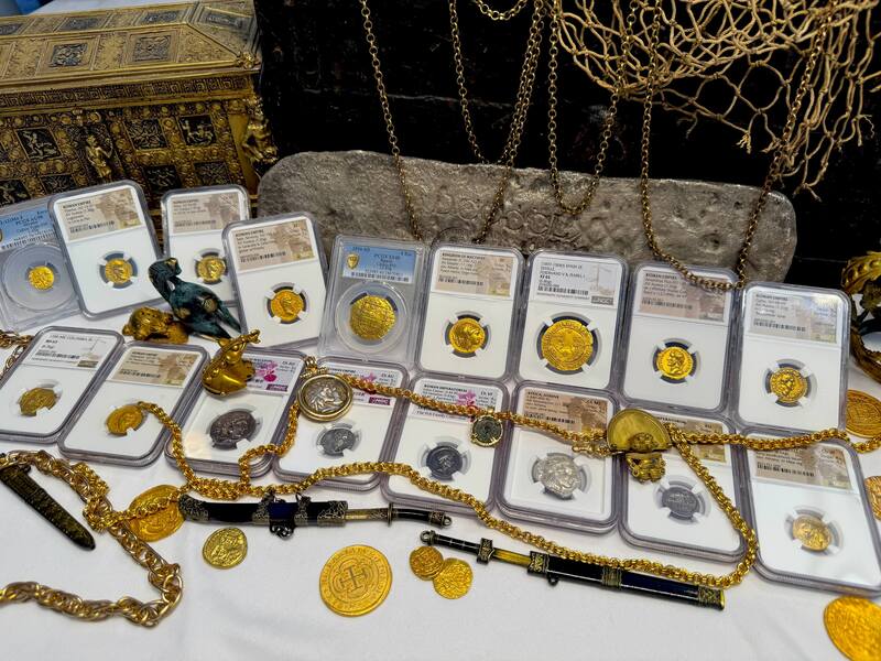 Roman Empire "Galba - Boscoreale Toning" NGC VF 5x2 58