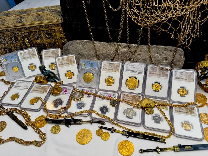 Roman Empire "Galba - Boscoreale Toning" NGC VF 5x2 59