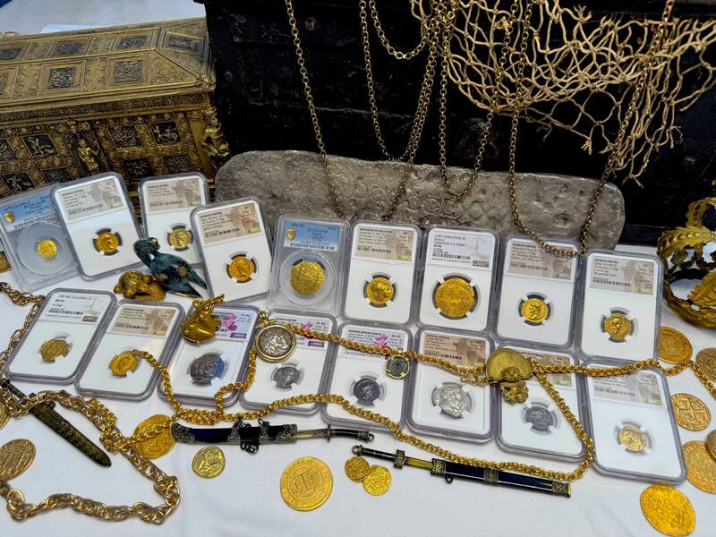 Roman Empire "Galba - Boscoreale Toning" NGC VF 5x2 51