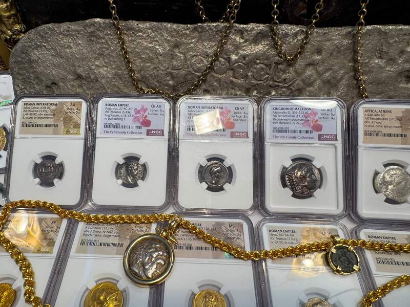 Roman Empire "Augustus" Denarius NGC AU 5x2 44