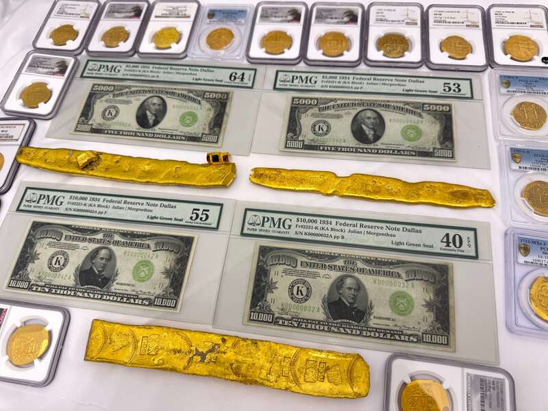 FR 2221k | FR 2231k | $10,000 | $5,000 Matching Serial #'s 68