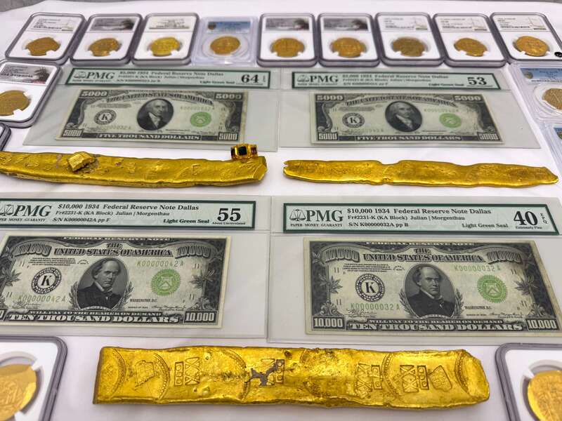 FR 2221k | FR 2231k | $10,000 | $5,000 Matching Serial #'s 34