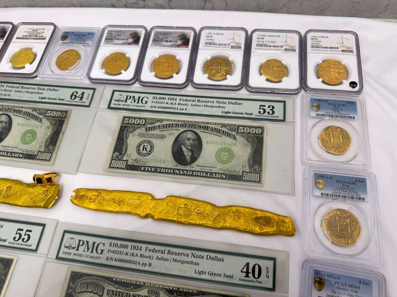 FR 2221k | FR 2231k | $10,000 | $5,000 Matching Serial #'s 35