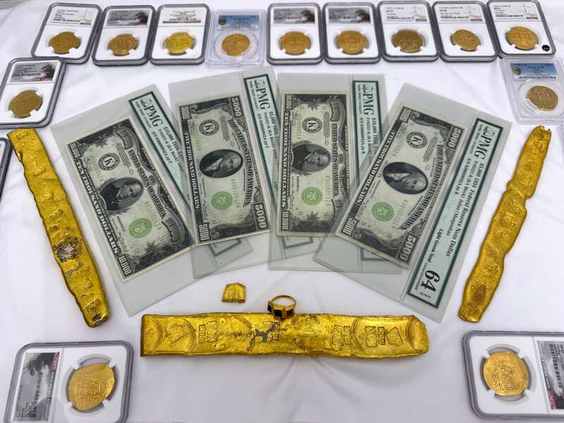 FR 2221k | FR 2231k | $10,000 | $5,000 Matching Serial #'s 36