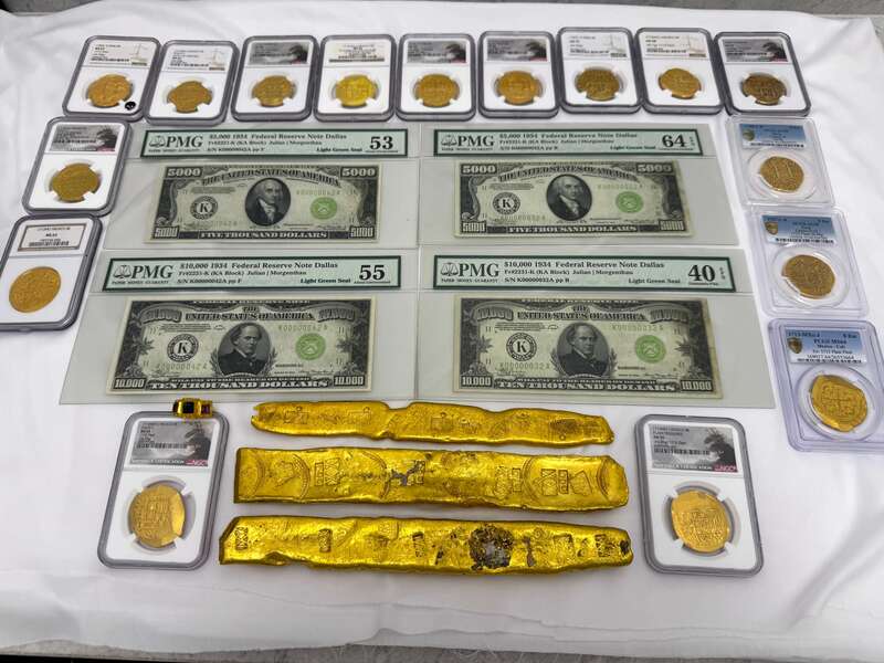 FR 2221k | FR 2231k | $10,000 | $5,000 Matching Serial #'s 80