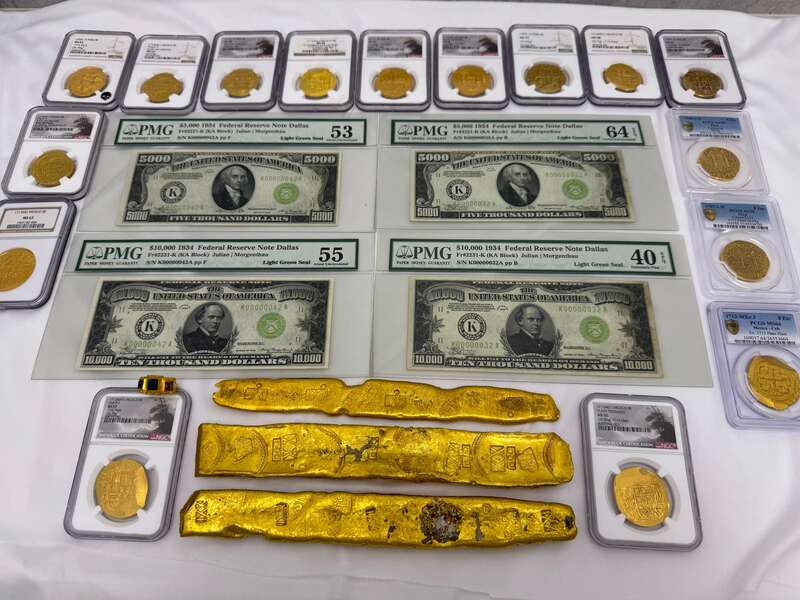 FR 2221k | FR 2231k | $10,000 | $5,000 Matching Serial #'s 82