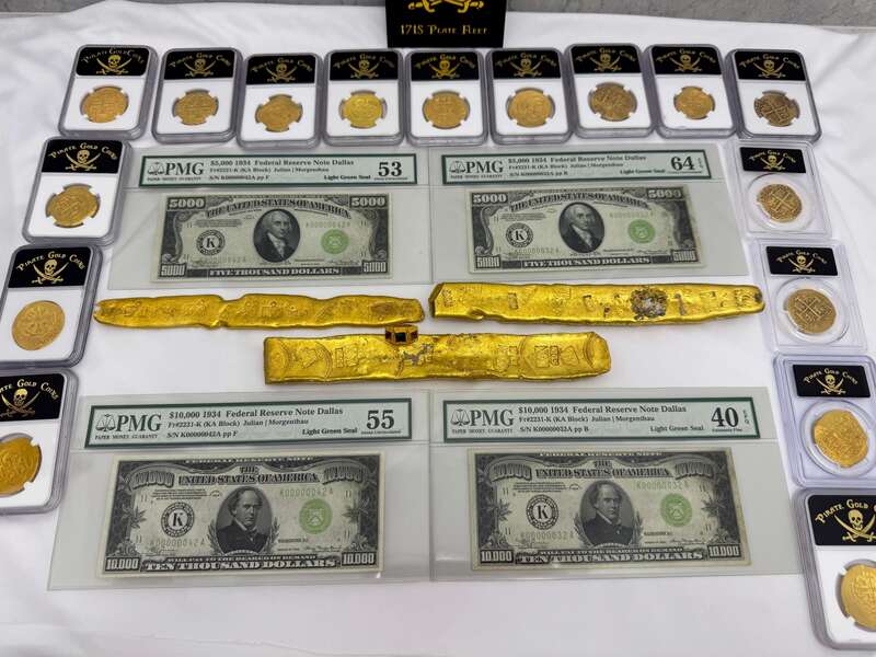 FR 2221k | FR 2231k | $10,000 | $5,000 Matching Serial #'s 88