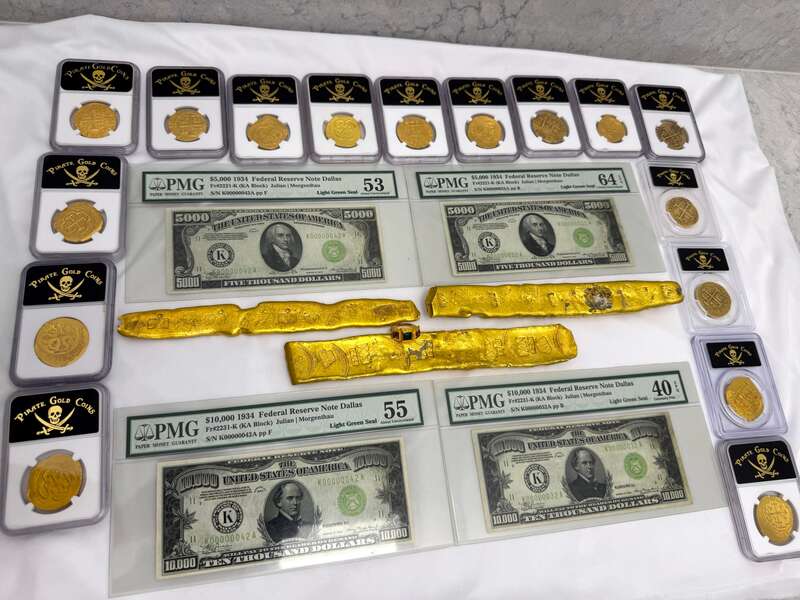 FR 2221k | FR 2231k | $10,000 | $5,000 Matching Serial #'s 20