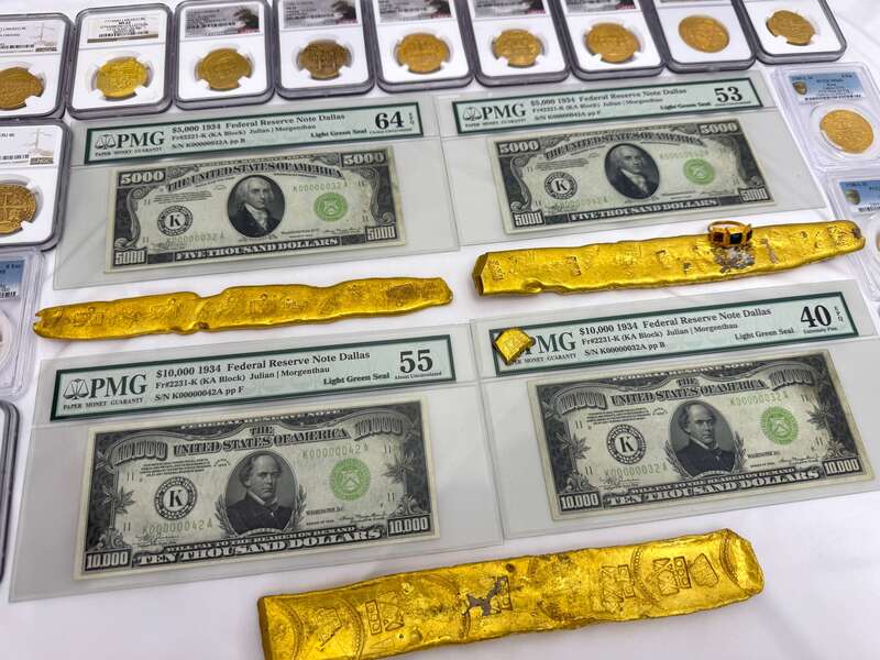 FR 2221k | FR 2231k | $10,000 | $5,000 Matching Serial #'s 62