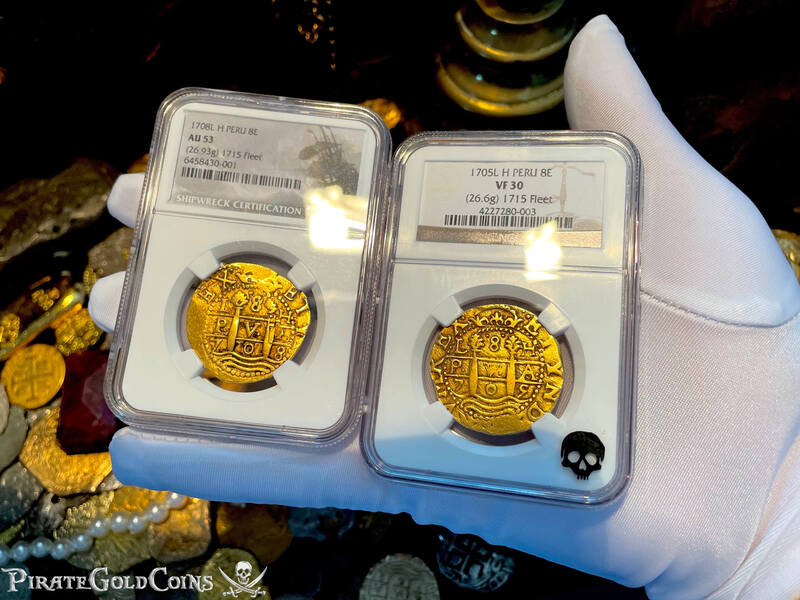Peru 8 Escudos 1705 NGC 30 50
