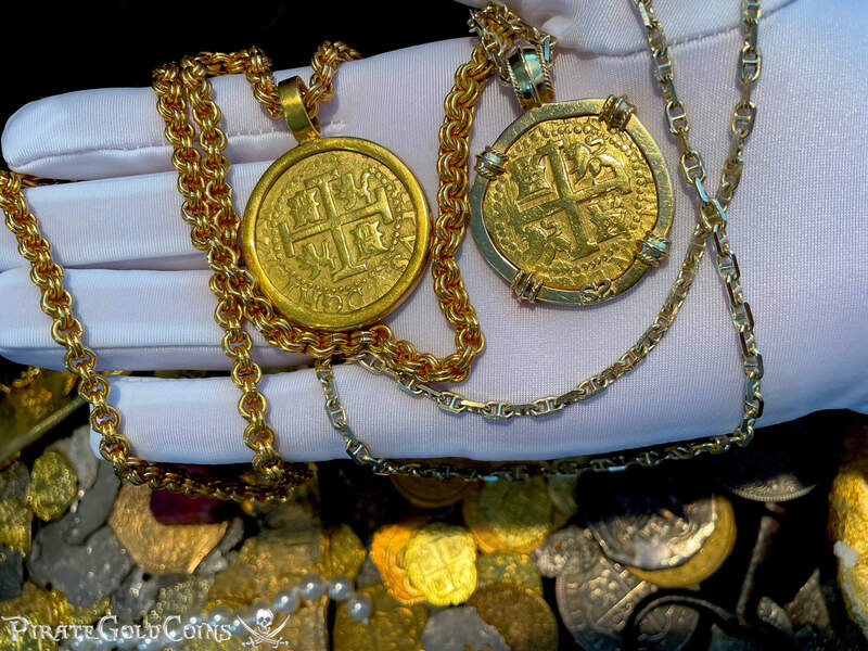 Peru 8 Escudos 1712 "1715 Fleet Shipwreck" Plate Coin Pendant 43