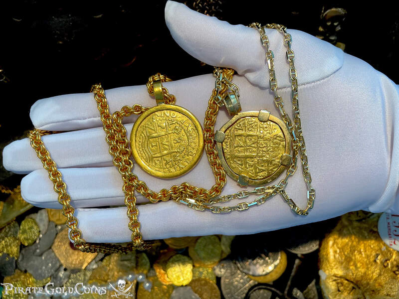 Peru 8 Escudos 1712 "1715 Fleet Shipwreck" Plate Coin Pendant 46