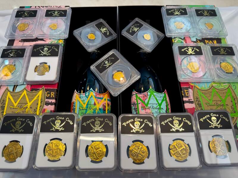 Peru 8 Escudos 1734 "Philip V" NGC UNC 37