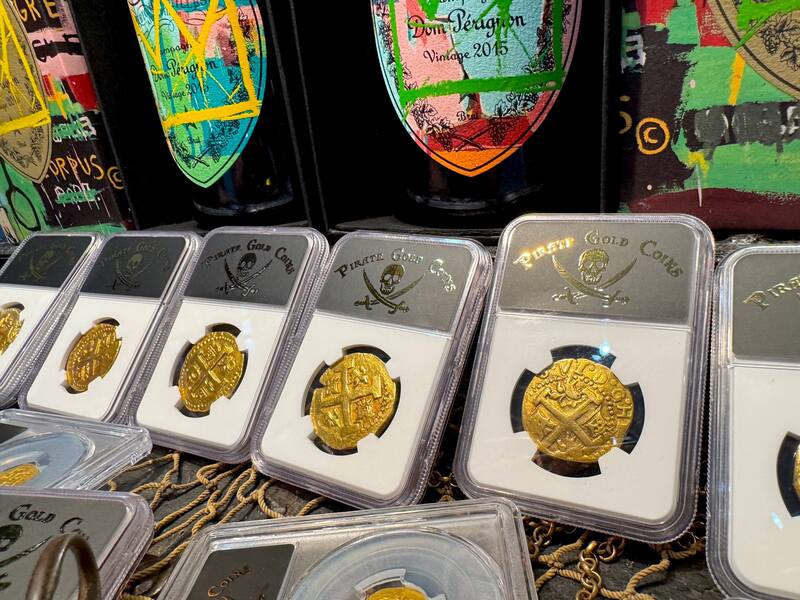 Peru 8 Escudos 1724 "Only 3 Graded" NGC 45 92