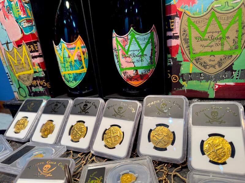 Peru 8 Escudos 1741 "Philip V" NGC UNC 43