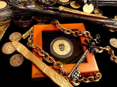 Golden Skull Coin Comes with 3 Different Varieties of Reverse 9