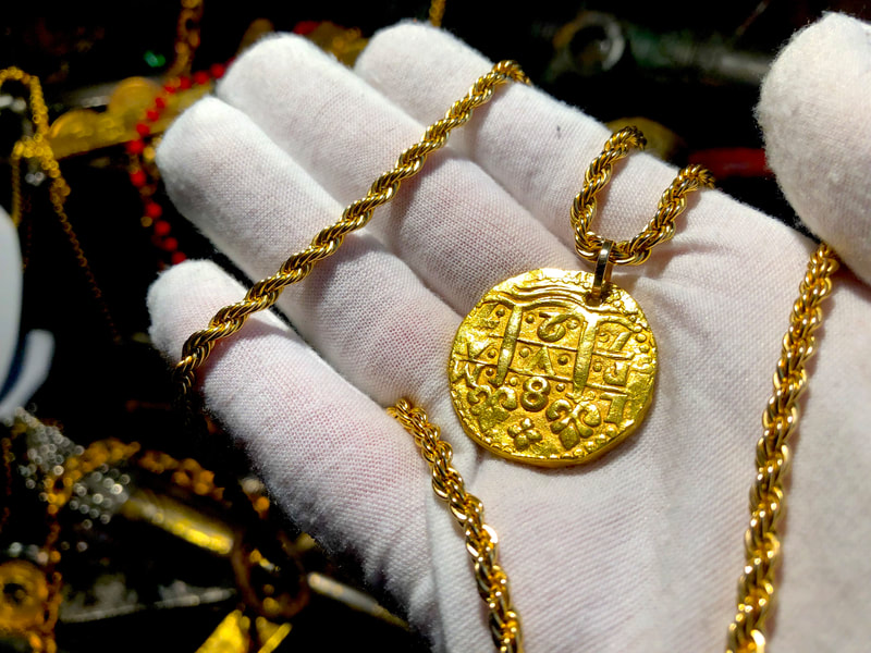 Peru 8 Escudos 1727 "Bold Strike" Pirate Gold Coins Jewelry Treasures 5