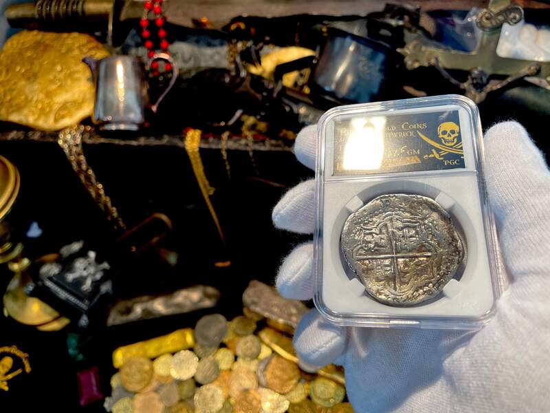 Louis Vuitton Takashi Murakami Trouville Hand Bag Black Monogram Purse 14