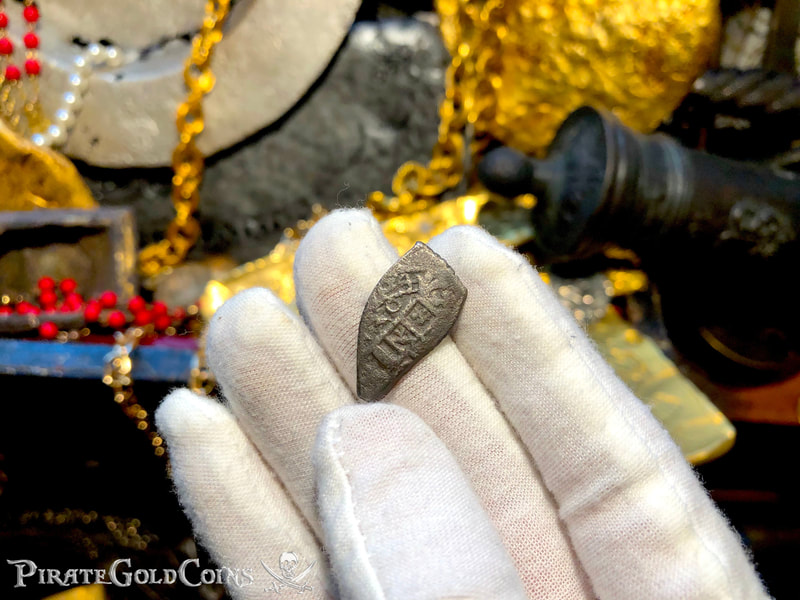 Mexico 1 Real 1704 "Dated - from the 1715 Fleet Shipwreck" 18kt Pendant 5