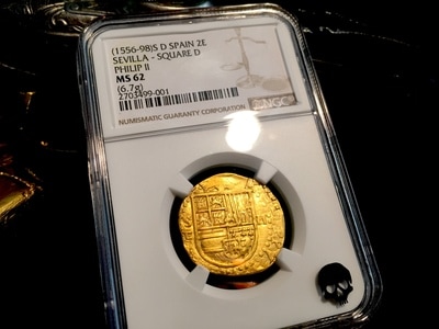 Spain  2 Escudos  1556-98  "Incredible Luster!"  Square D  NGC 62 4