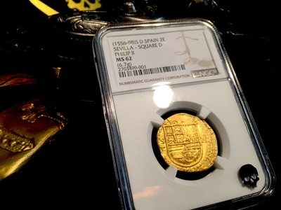 Spain  2 Escudos  1556-98  "Incredible Luster!"  Square D  NGC 62 5