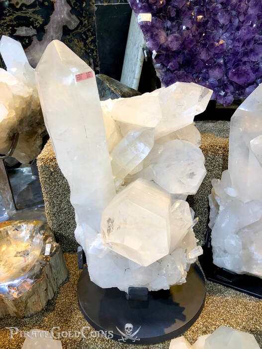 Quartz | Crystals & Minerals 19