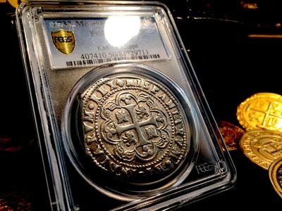 Mexico  8 Reales  1733  "Klippe Almost Fully Round!"  NGC 50 3