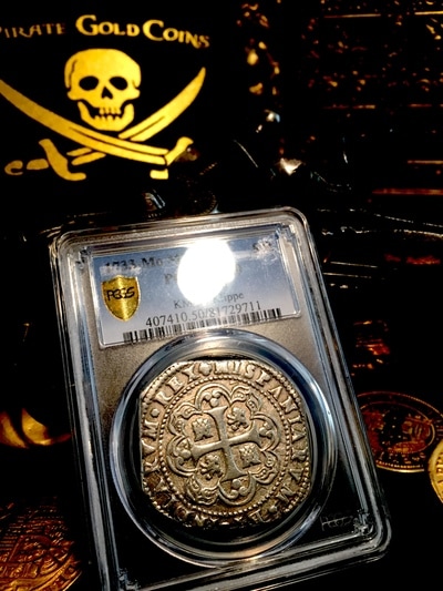 Mexico  8 Reales  1733  "Klippe Almost Fully Round!"  NGC 50 4