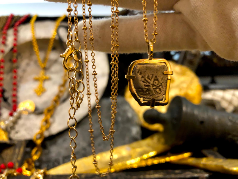 Mexico 1/2 Reales 1711 "Dated - from the 1715 Fleet Shipwreck" 18kt Pendant 17