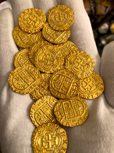 Reproduction Colombia 1622 "First Gold Coin in New World" Gold Electroplated 17