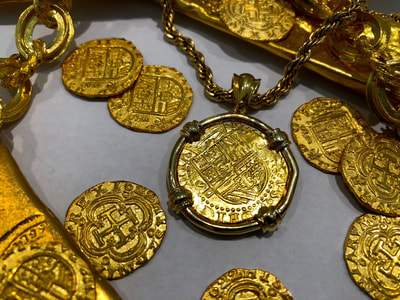 Spain 2 Escudos Sold 22kt Gold Replica Jewelry Coin 8