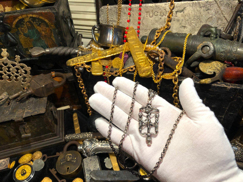 Crucifix Jesus Christ Circa 1450-1500 AD & 33" Original Chain 2