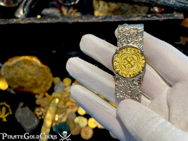 Money Clip with Recreation Atocha 1622 Shipwreck Colombia Coin 13