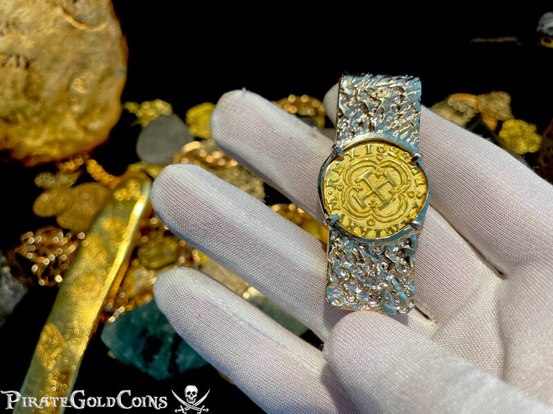 Money Clip with Recreation Atocha 1622 Shipwreck Colombia Coin 15