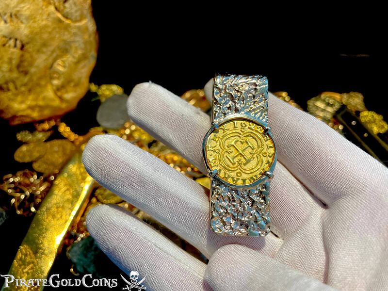 Money Clip with Recreation Atocha 1622 Shipwreck Colombia Coin 10