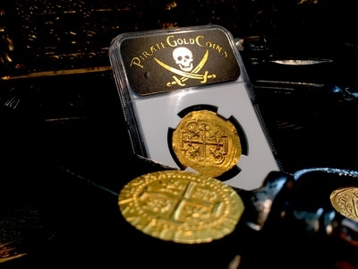 Mexico  8 Escudos  1701-13  "1715 Plate Fleet Shipwreck"  NGC 58 8