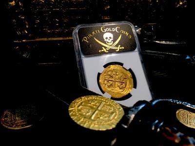 Mexico  8 Escudos  1701-13  "1715 Plate Fleet Shipwreck"  NGC 58 9