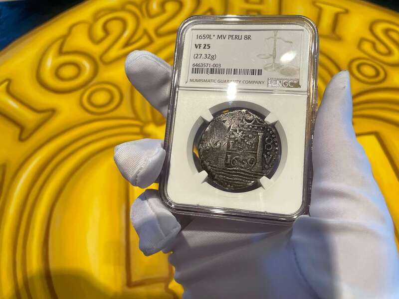 Peru 8 Reales 1659 "Star of Lima" NGC 25 3