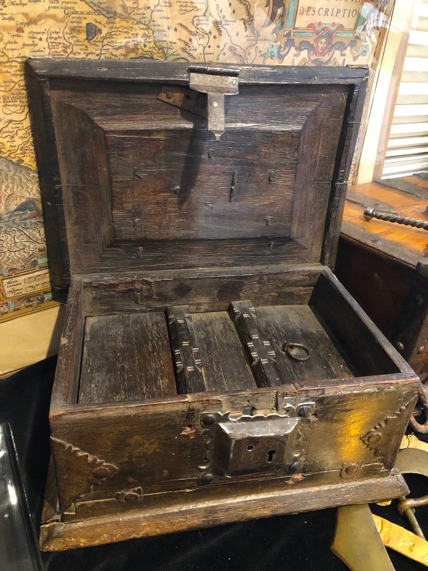 16th-17th Century Pay Masters Coffer or Coin Box 6
