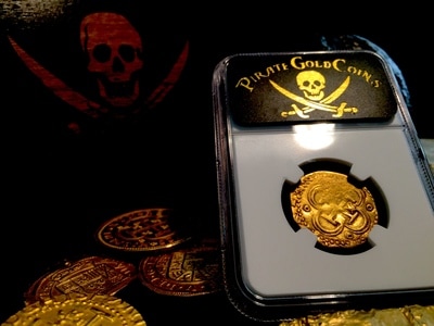 Spain  1 Escudo  1516-56  "Square D to Left"  NGC 35 ! Strong Details 7