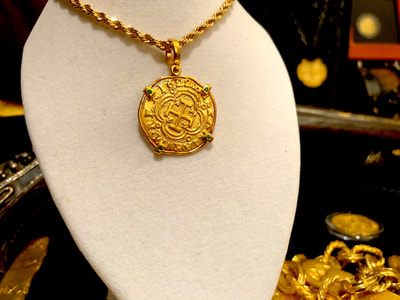 Shipwreck Treasure Pirate Gold Necklace with Emeralds Colombia 1622 Pendant 2